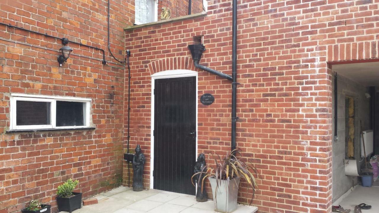 The Saracens Head The Conkera Apartment Chapel Saint Leonards Bagian luar foto
