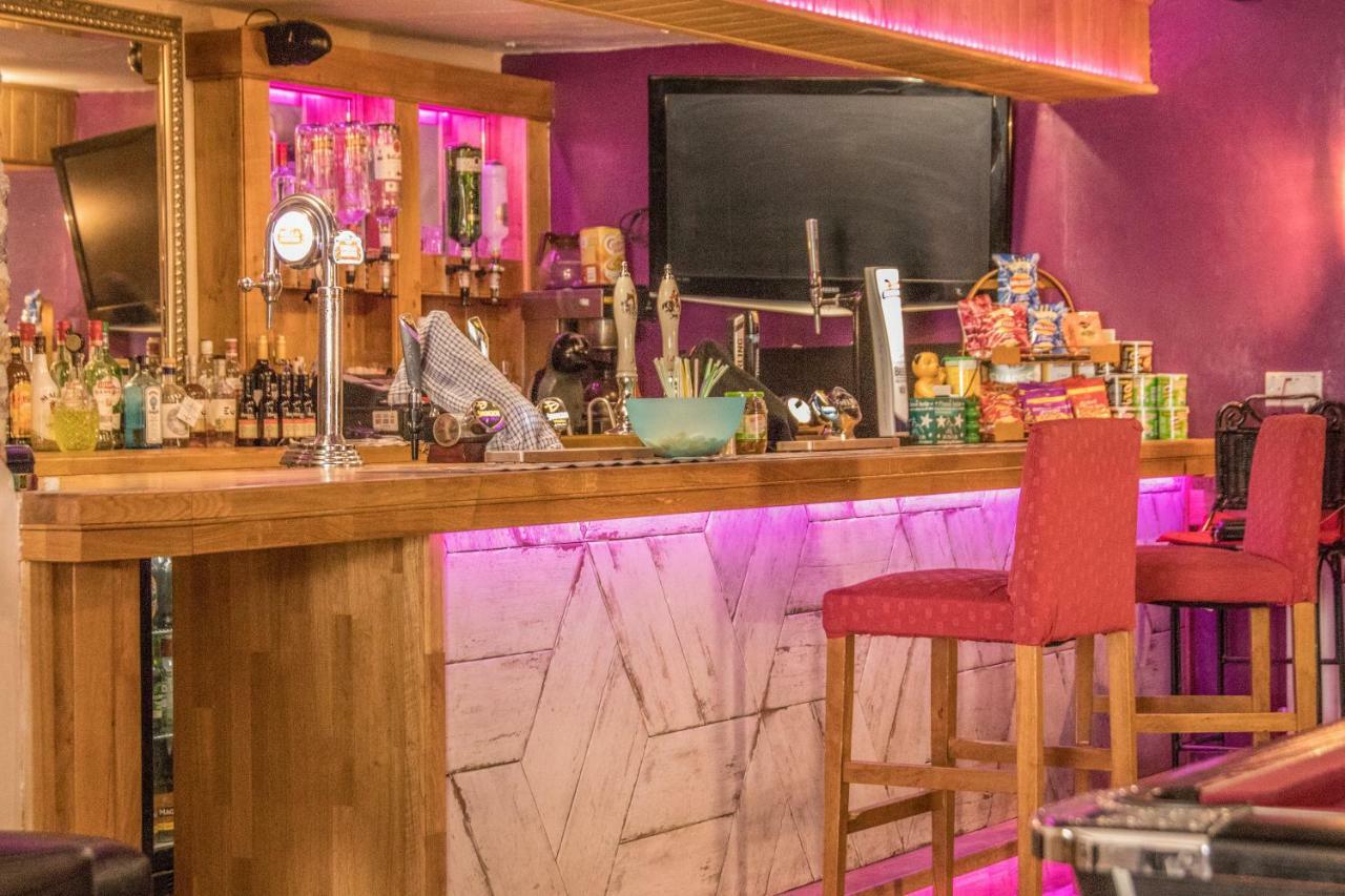 The Saracens Head The Conkera Apartment Chapel Saint Leonards Bagian luar foto