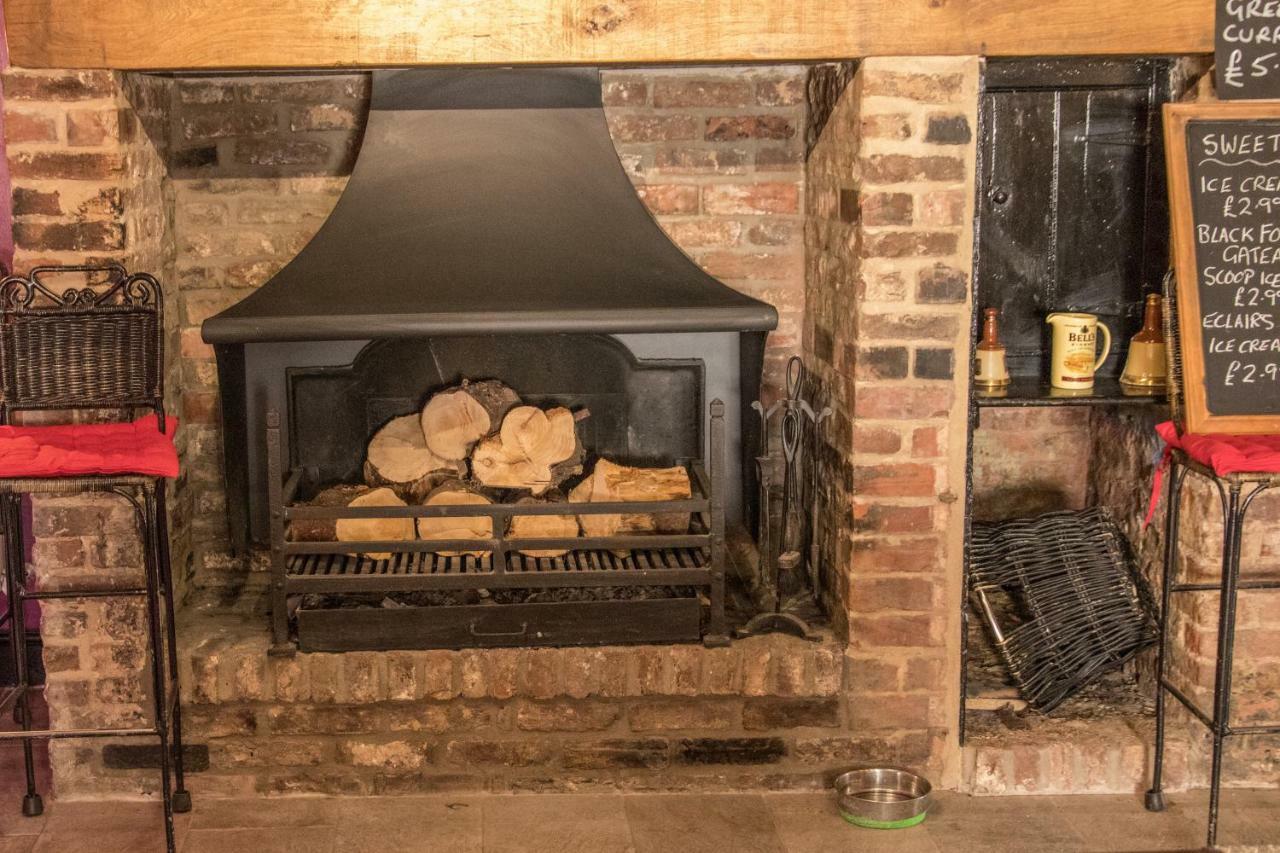 The Saracens Head The Conkera Apartment Chapel Saint Leonards Bagian luar foto