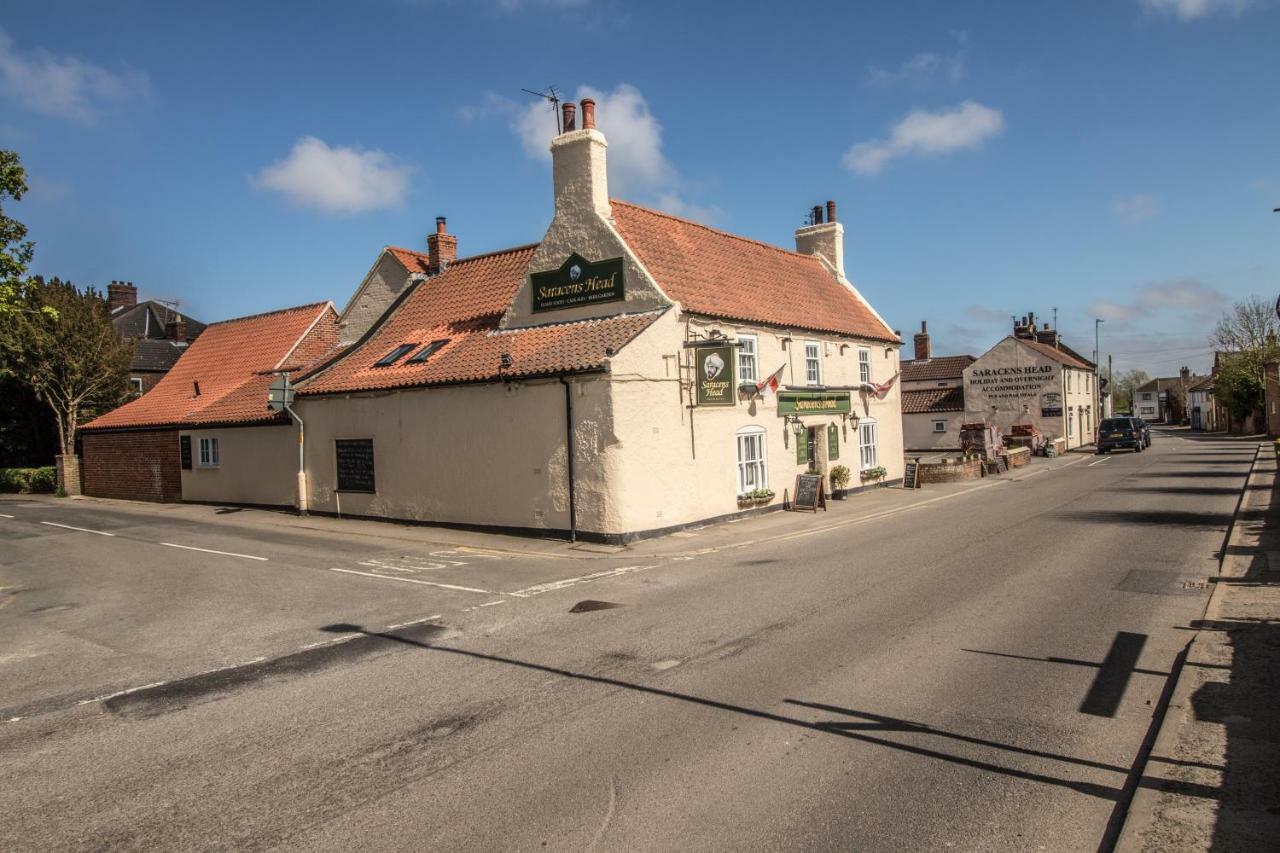 The Saracens Head The Conkera Apartment Chapel Saint Leonards Bagian luar foto