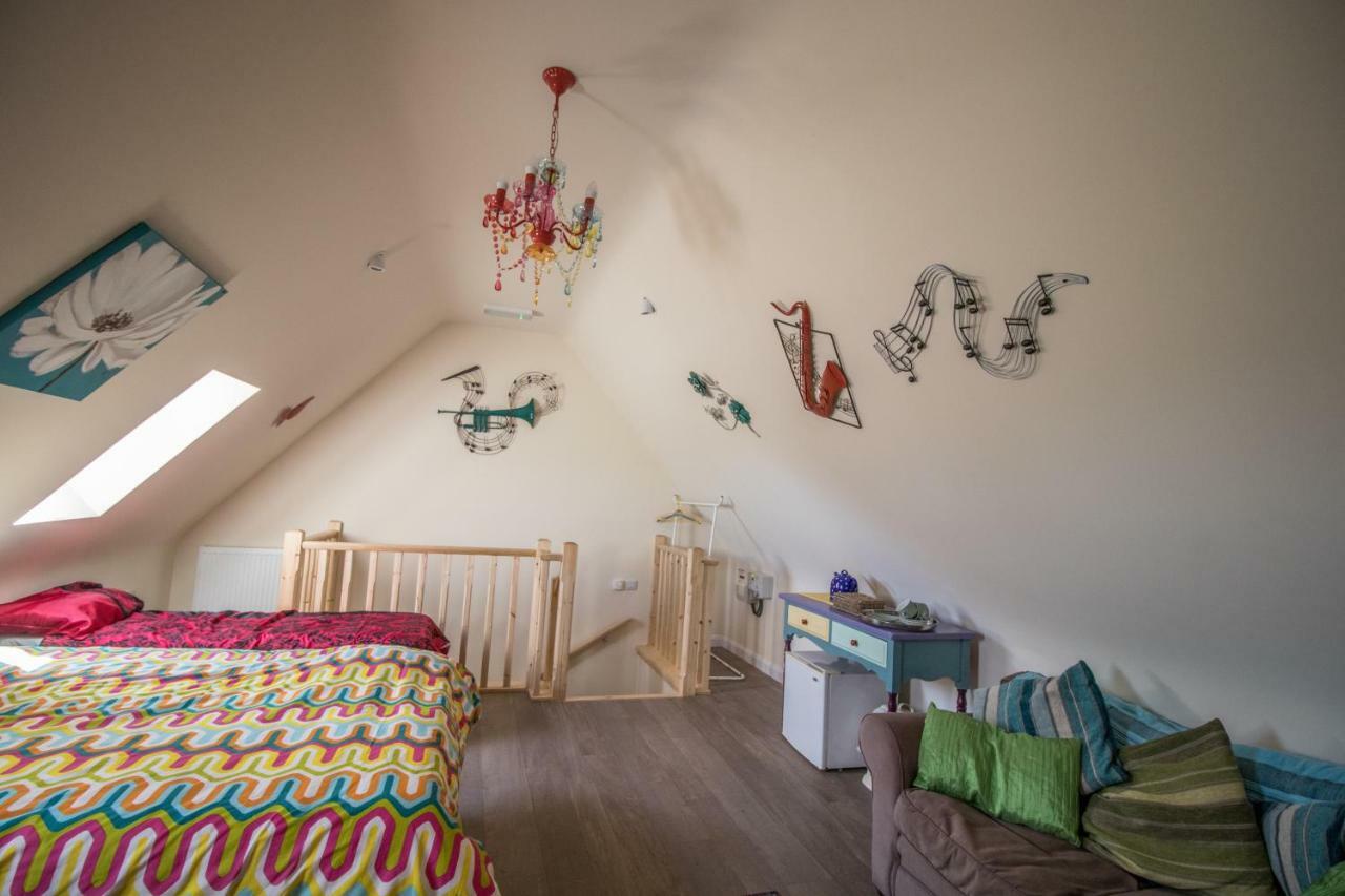 The Saracens Head The Conkera Apartment Chapel Saint Leonards Bagian luar foto