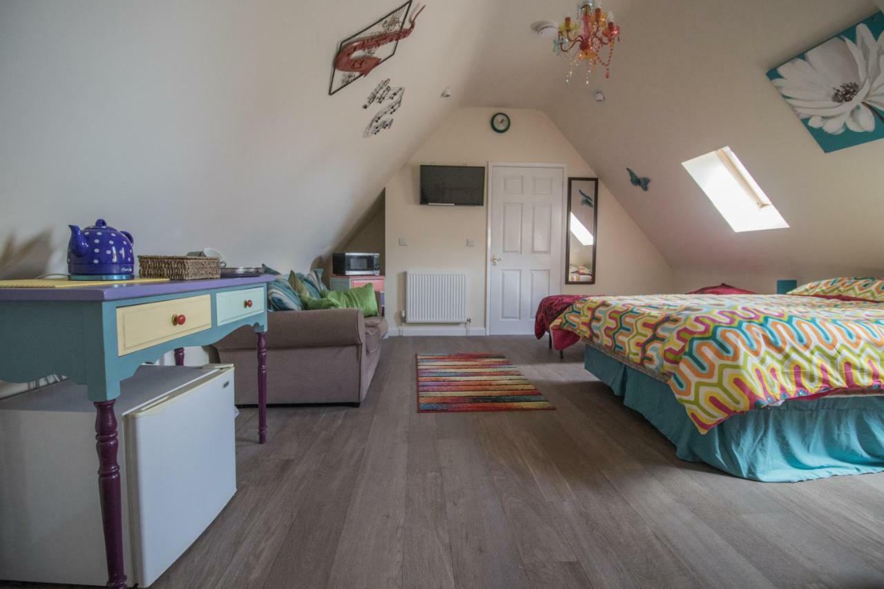 The Saracens Head The Conkera Apartment Chapel Saint Leonards Bagian luar foto
